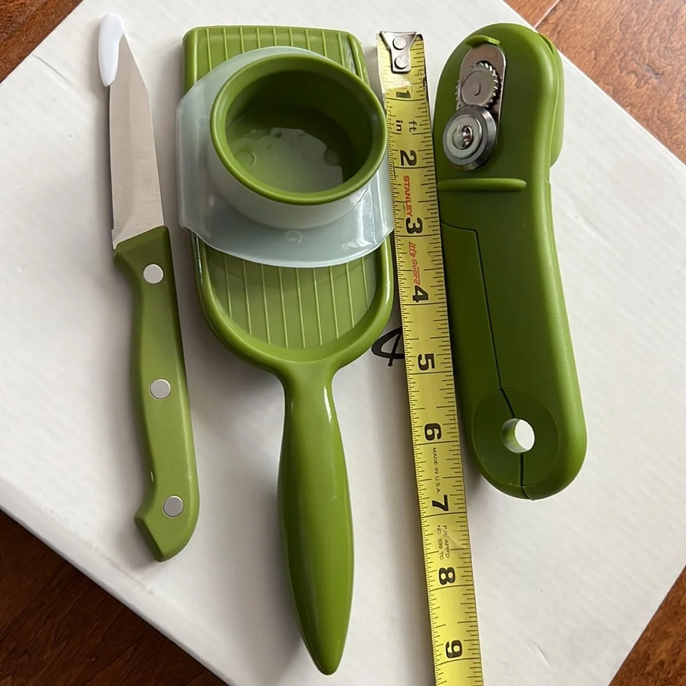 3 piece set kitchen tools: mandolin slicer, can opener and paring knife New